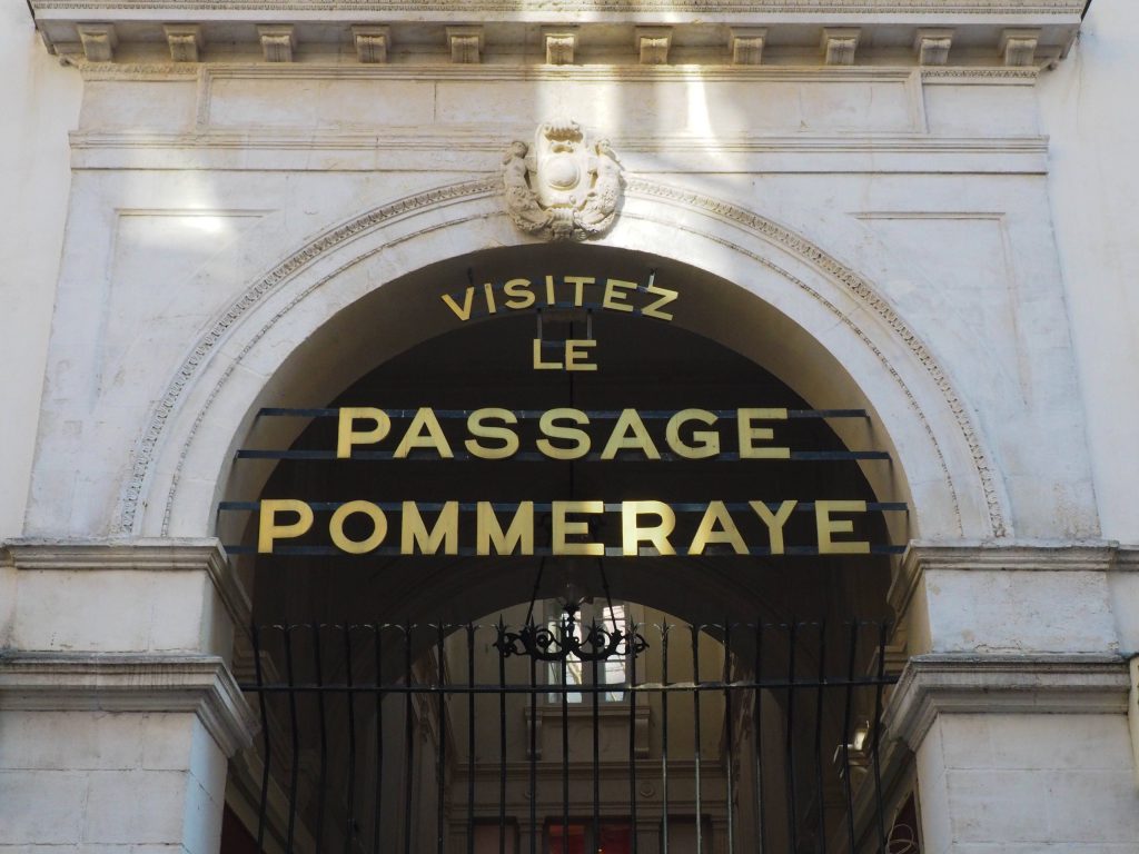 Entrée du passage Pommeray
